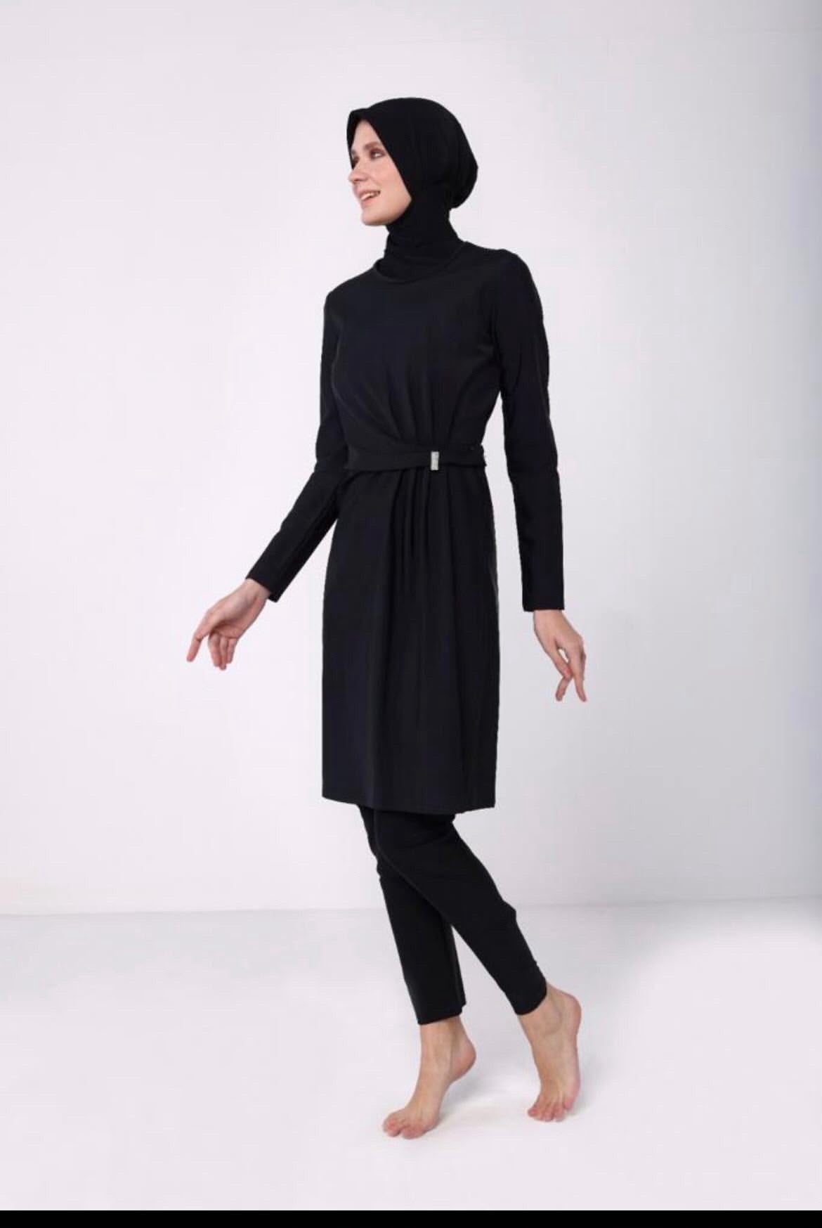 Burkini Schwarz mit Taillengürtel