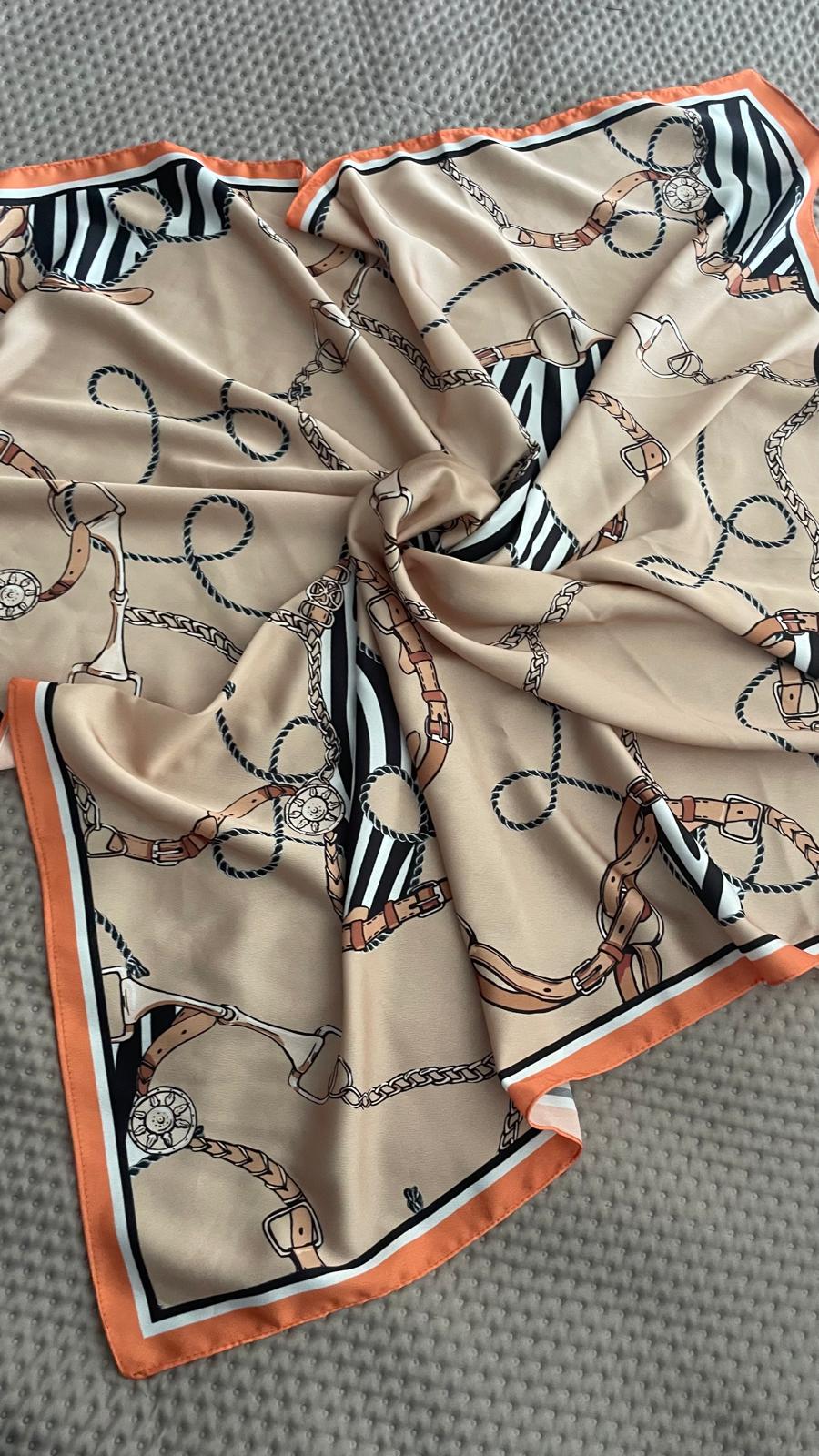 Schal Beige